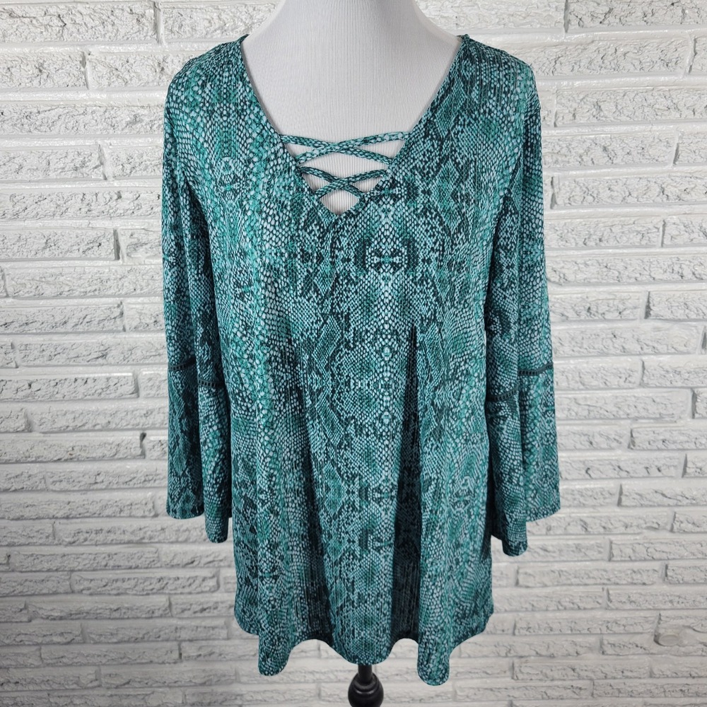 Dana Buchman Blouse XL Green Watercolor Criss Cross Neck Bell Crochet Sleeve Top